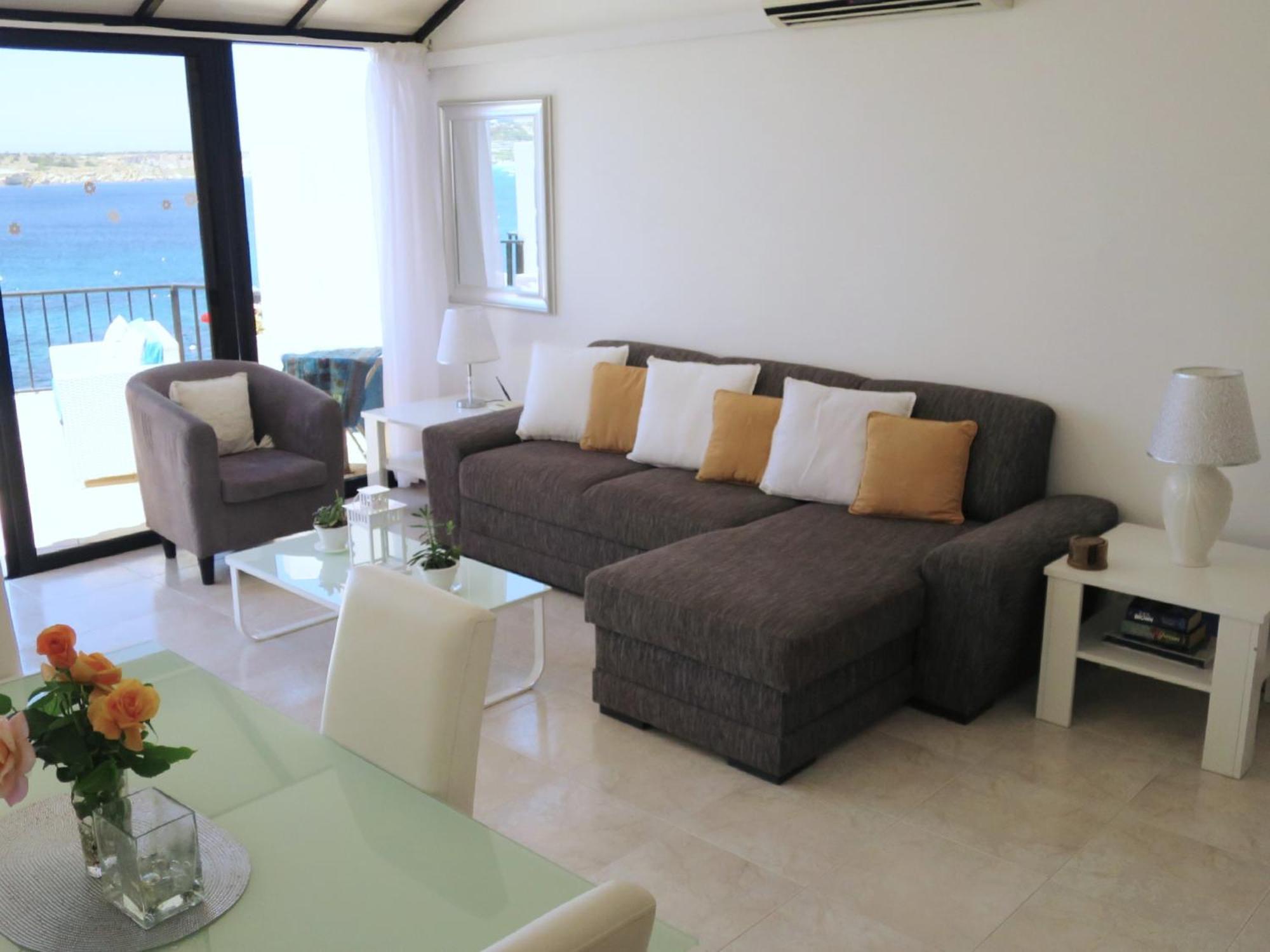 Seafront Apartment Terrace, Lounger & Panoramic Ocean Views Mellieħa Exteriör bild