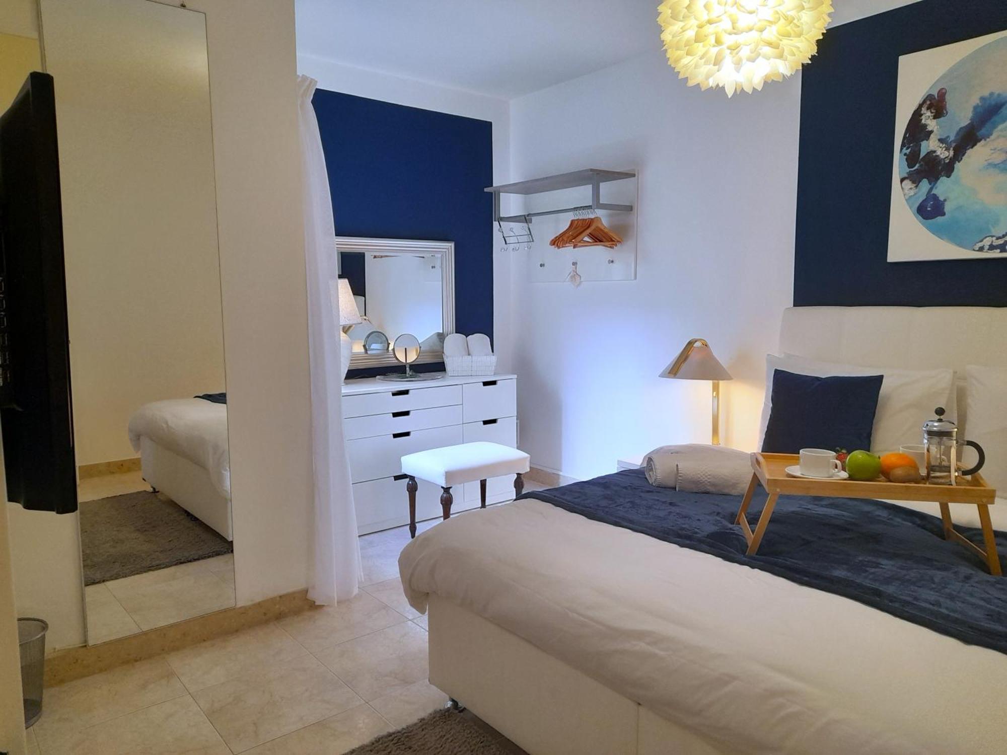 Seafront Apartment Terrace, Lounger & Panoramic Ocean Views Mellieħa Exteriör bild