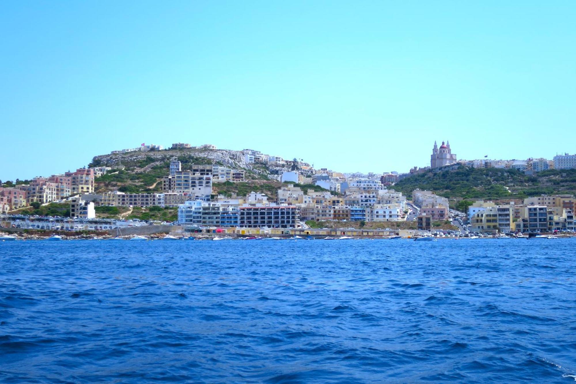 Seafront Apartment Terrace, Lounger & Panoramic Ocean Views Mellieħa Exteriör bild